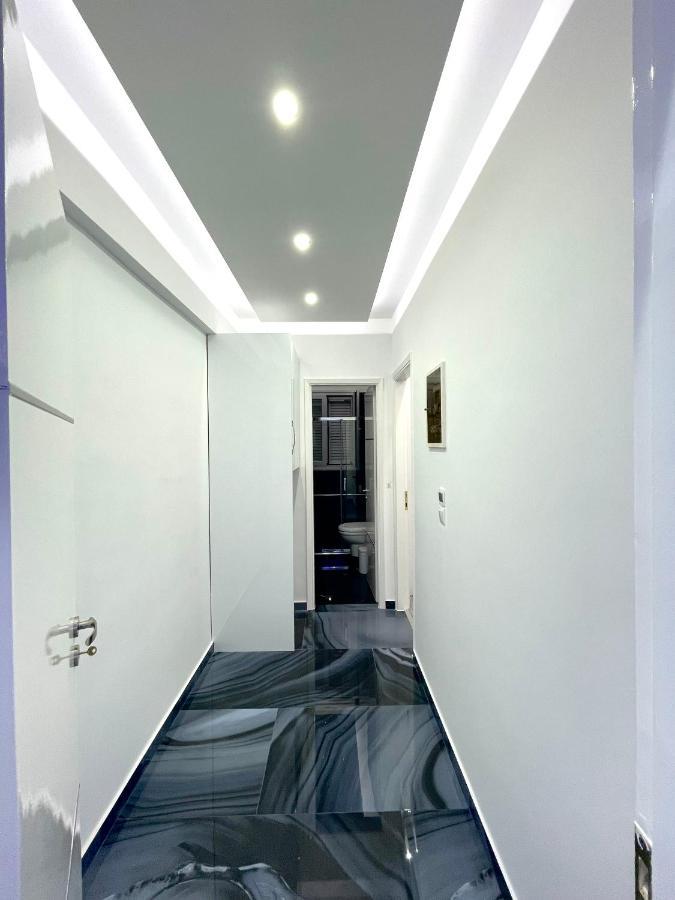 Rafina'S Luxury Apartment Rafína Exterior foto